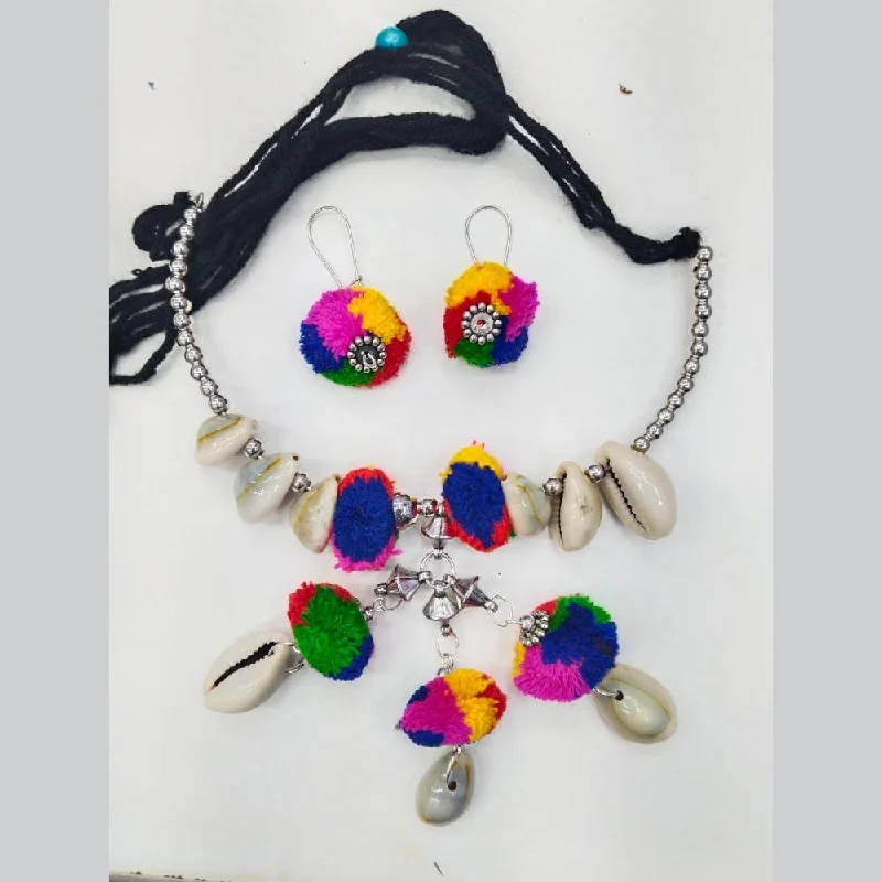 women’s custom-made necklaces-Manisha Jewellery Oxidised Plated Pom Pom And Shell Necklace Set