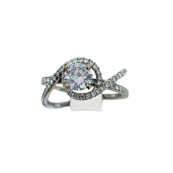 women’s radiant cut engagement rings-18k White Gold Diamond Ring