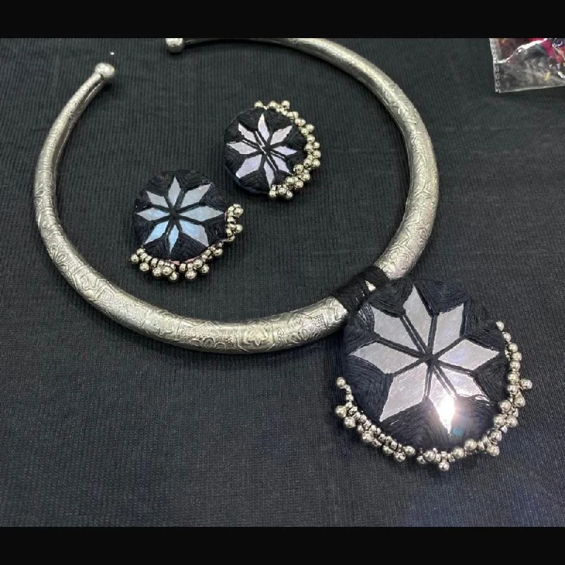 women’s sapphire necklaces-Manisha Jewellery Oxidised Plated Mirror And Ghungroo Necklace Set