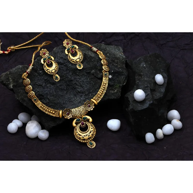 women’s rhinestone necklaces-Darshana Jewels Gold Plated Pota Stone  Necklace Set