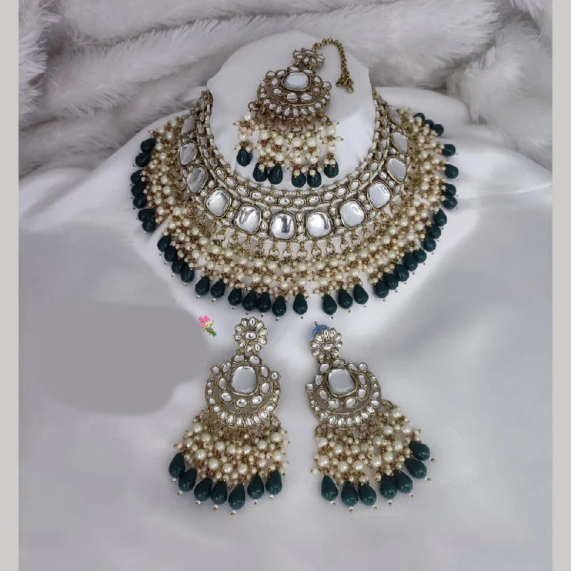 women’s layered gold necklaces-Lucentarts Jewellery Gold Plated Kundan Stone And Pearls Choker Necklace Set