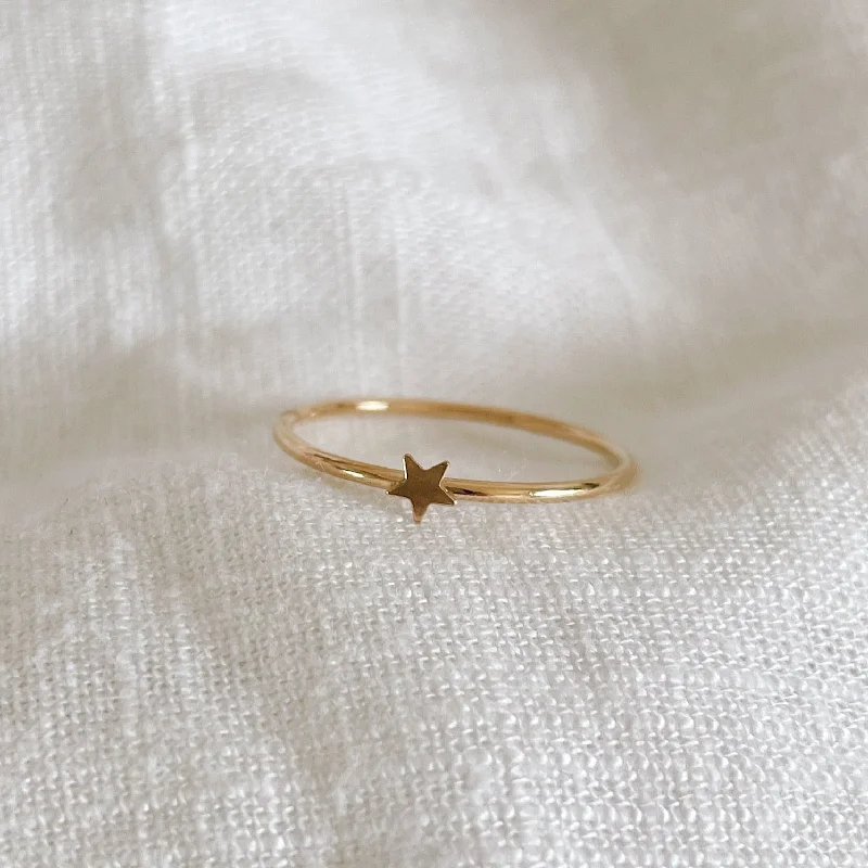 women’s heart-shaped rings-Stargaze Ring