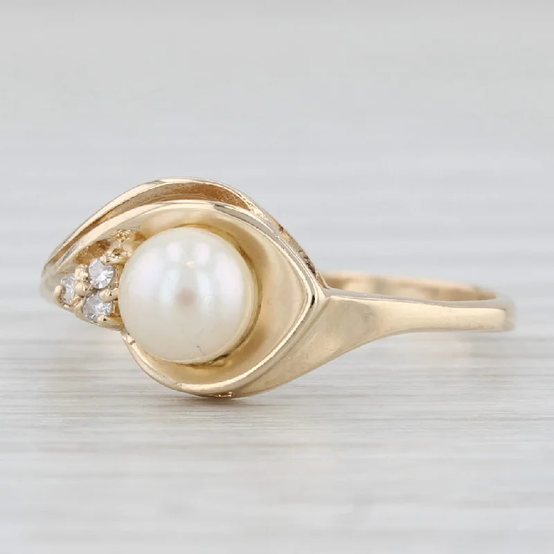 women’s sapphire engagement rings-Cultured Pearl Diamond Ring 10k Yellow Gold Size 6.5