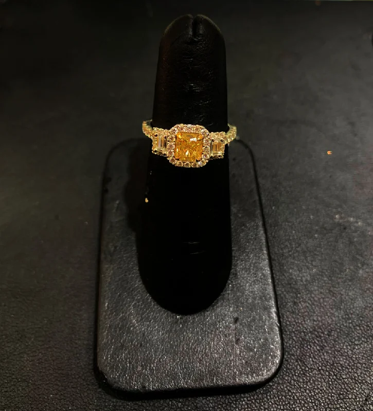 women’s stacked engagement rings-18k White Gold Yellow Diamond Ring