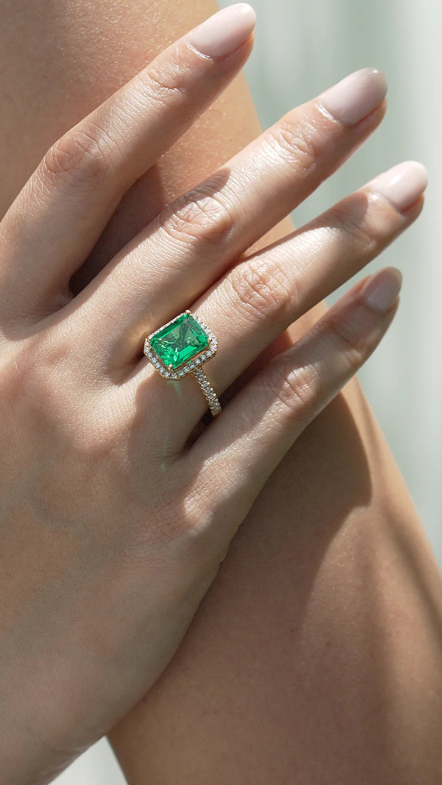 women’s ruby gemstone rings-Emerald Stone Fancy Ring