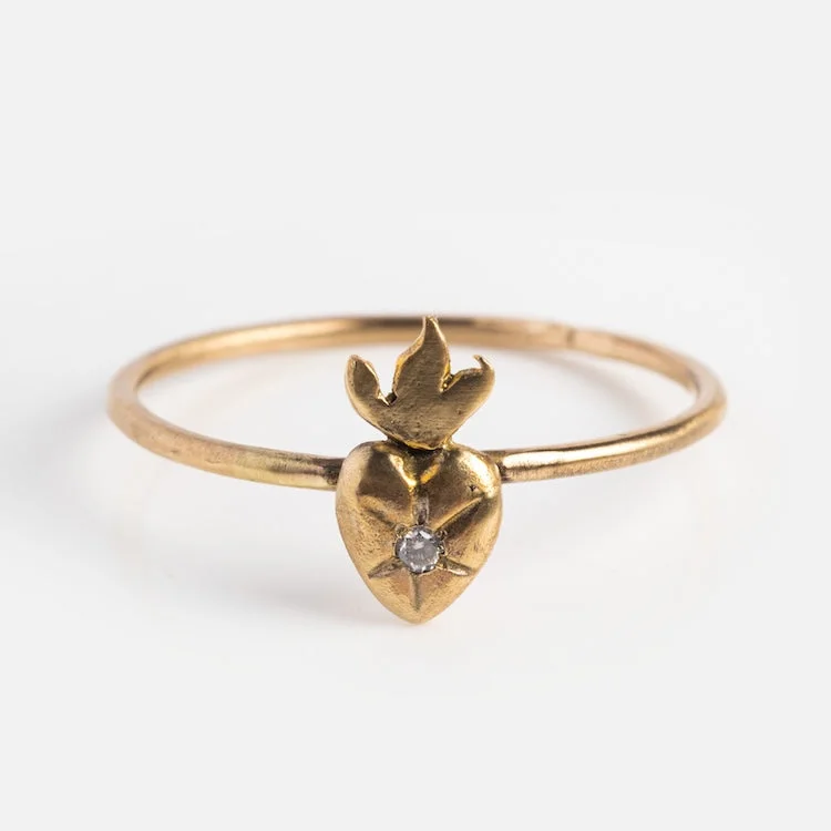 women’s trendy rings-Amulet Sacred Heart Ring