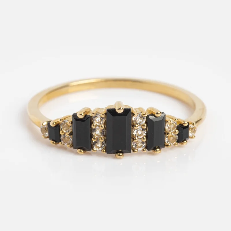 women’s fancy diamond rings-Solid Gold Black Agate Crown Ring