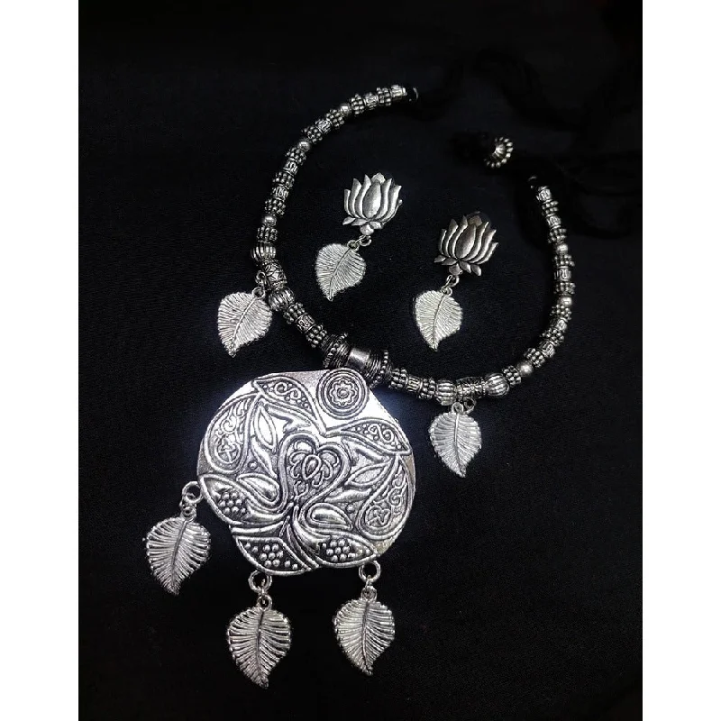 women’s engraved necklaces-Akruti Collection Oxidised  Plated Necklace Set