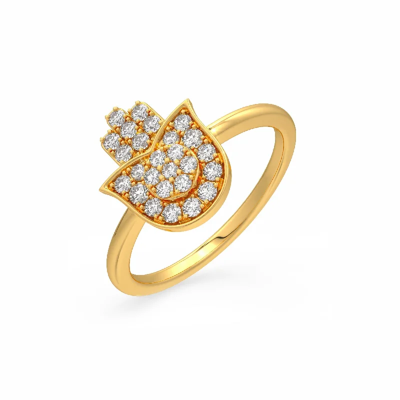 women’s classic gold rings-Opulent Hamsa Ring