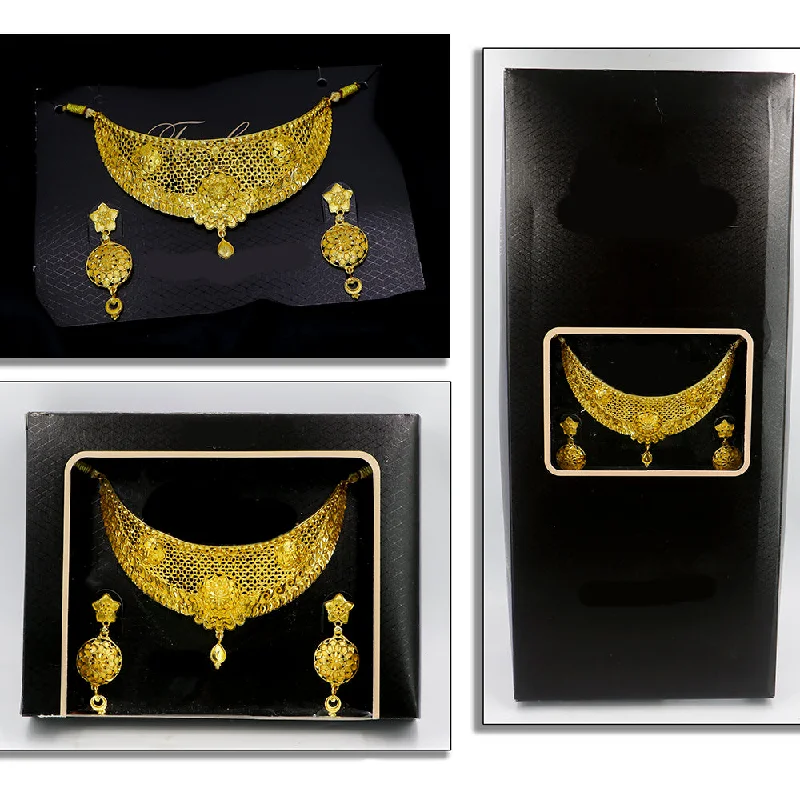 women’s elegant necklaces-Mahavir Gold Plated Choker Necklace Set