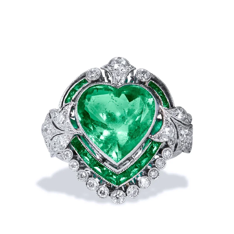 women’s stackable gold rings-Heart Shape 5.87 Carat Colombian Emerald Ring