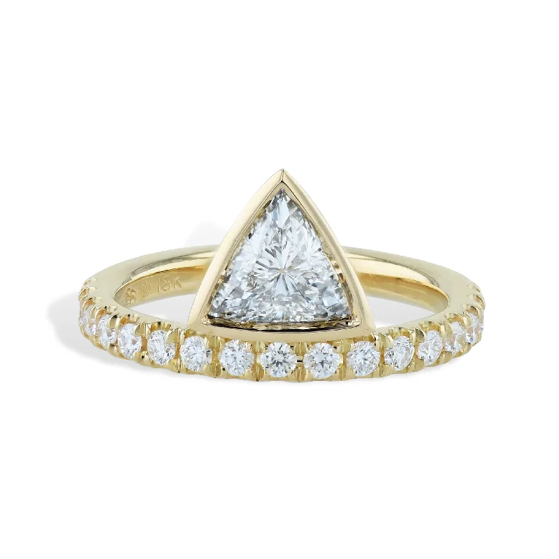 women’s princess cut rings-Trillion Bezel Set Diamond with Yellow Gold Diamond Band