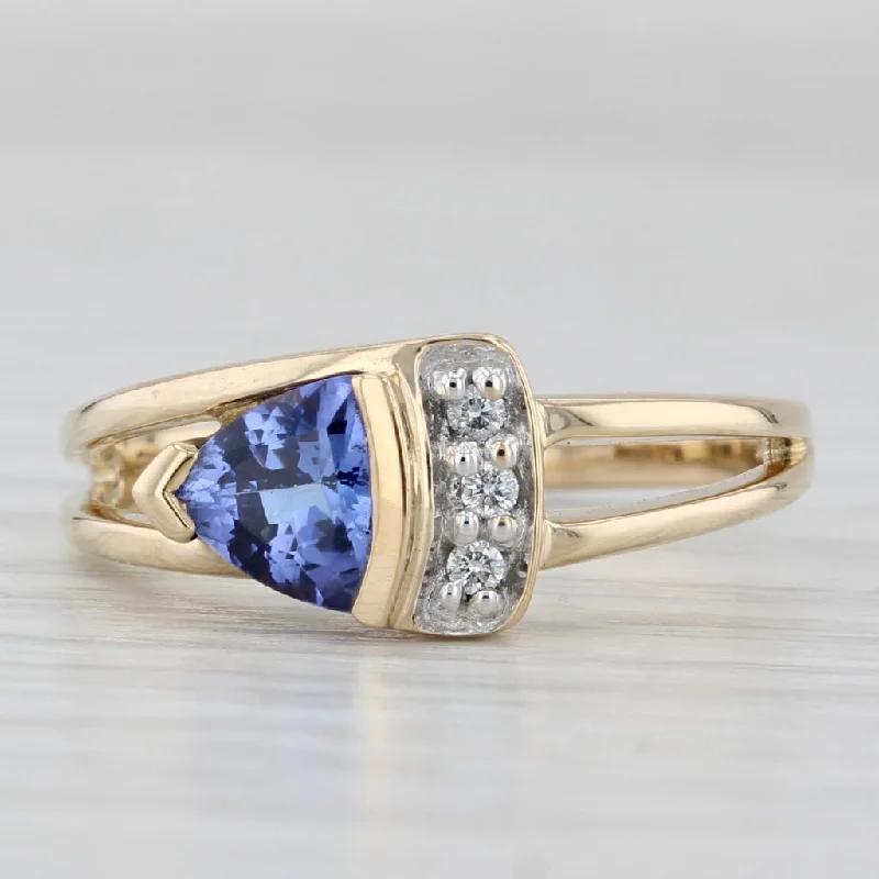 women’s luxury platinum engagement rings-0.75ctw Trillion Tanzanite Diamond Ring 14k Yellow Gold Size 7